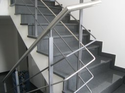 Innengelaender Edelstahl lackiert-023